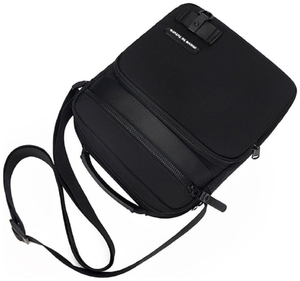 Текстильна чоловіча сумка-барсетка чорного кольору з ручкою Confident 77443