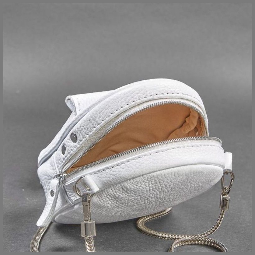 Белая женская мини-сумка из натуральной кожи флотар BlankNote Kroha 79043