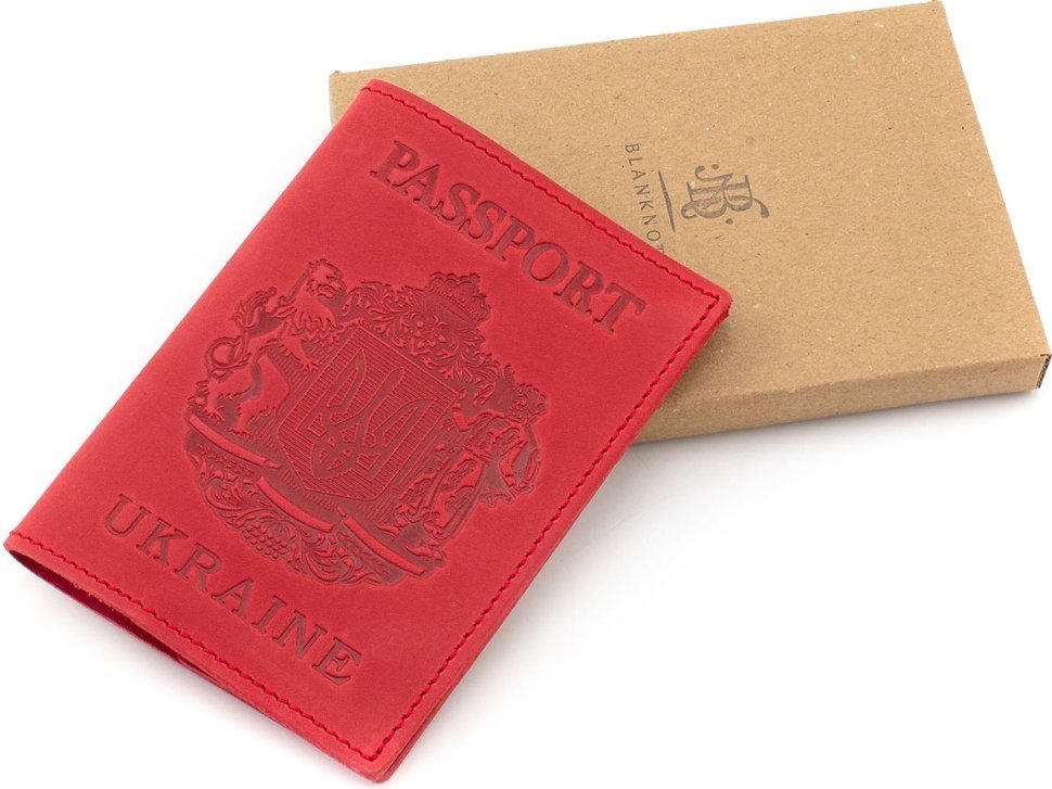 Красная женская обложка на паспорт из винтажной кожи с гербом Украины - BlankNote (50244)
