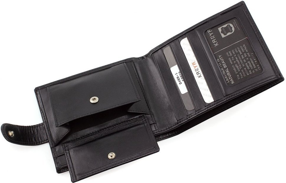 Среднее портмоне черного цвета из гладкой кожи с фиксацией KARYA (0499-1)