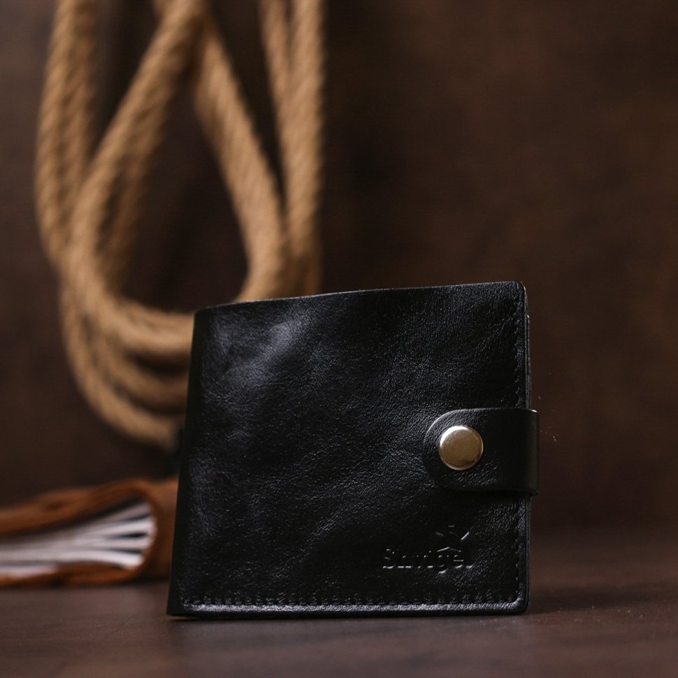 Тонкое черное мужское портмоне из гладкой кожи с карманом для монет Shvigel (2416439)