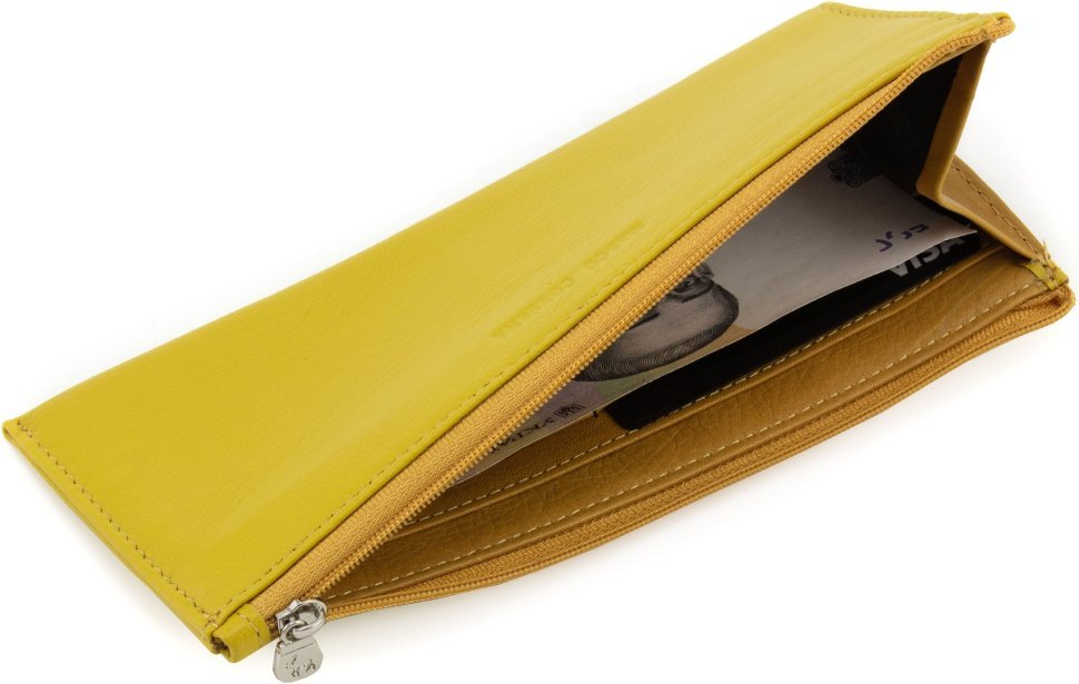 Тонкий жіночий гаманець жовтого кольору з натуральної шкіри Marco Coverna 68644