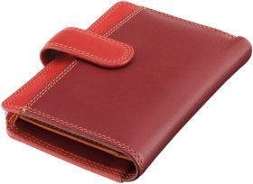 Червоний шкіряний жіночий гаманець середнього розміру з хлястиком на кнопці Visconti 69244