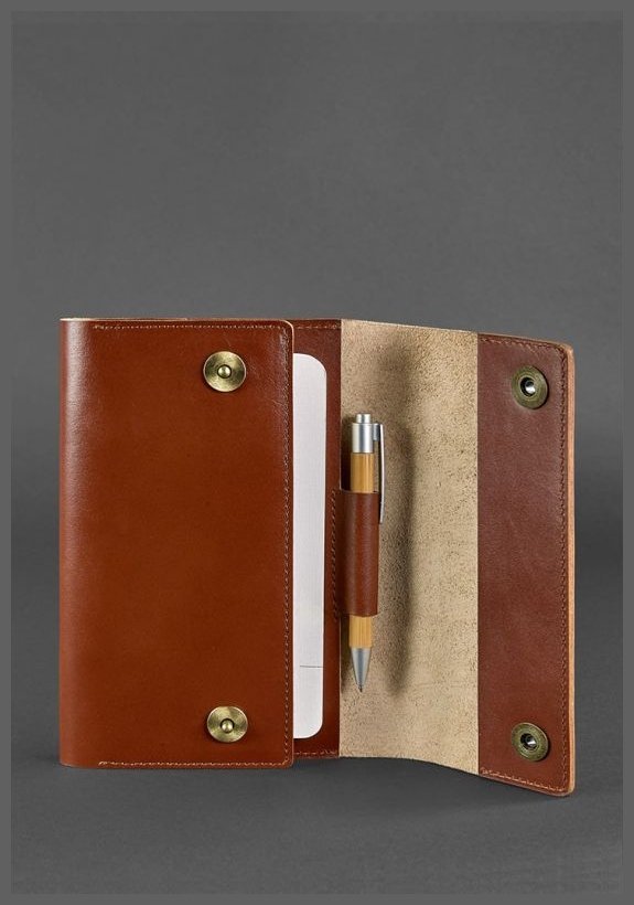 Шкіряний блокнот (Софт-бук) світло-коричневого кольору з ручкою в комплекті BlankNote (13945)