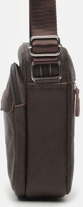Солідна чоловіча плечова сумка з фактурної шкіри в коричневому кольорі Borsa Leather (19377)