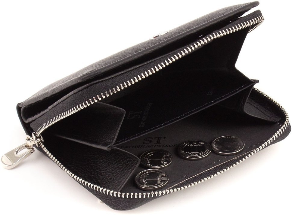 Кожаный женский кошелек черного цвета с вместительной монетницей ST Leather 1767345