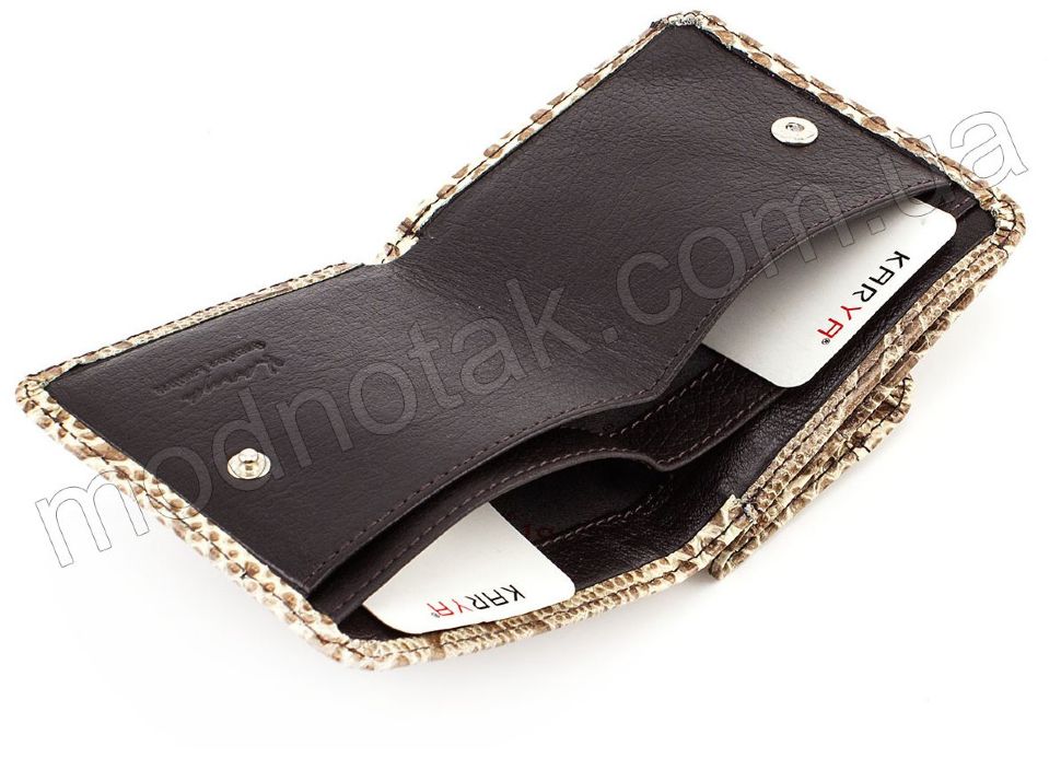 Маленький шкіряний гаманець на кнопці KARYA (1106-011)