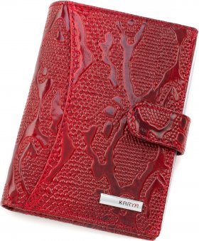 Кожаная женская обложка для документов в красном цвете KARYA (440-019)