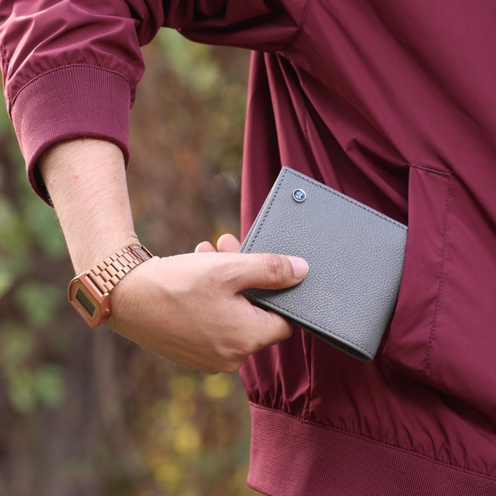 Мужское портмоне без застежки из фактурной кожи серого цвета Brampton London Plutus 94546 modnotak фото №6