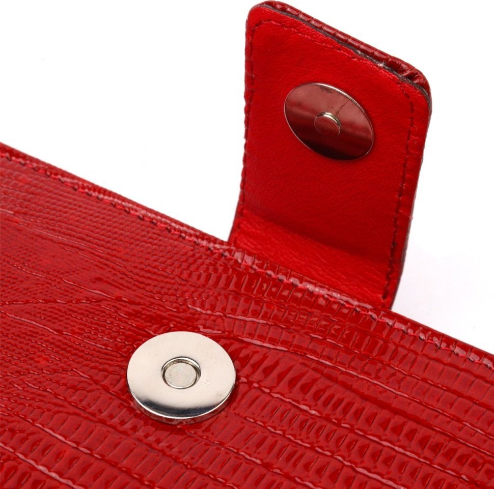 Жіночий гаманець із натуральної лакованої шкіри червоного кольору KARYA (2421032)