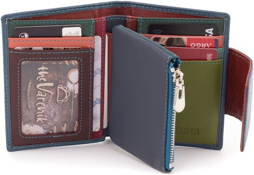 Синій жіночий гаманець із натуральної шкіри з хлястиком на магніті ST Leather 1767246