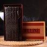 Шкіряний гаманець-клатч коричневого кольору з фактурою під крокодила CANPELLINI (2421536) - 9