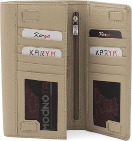 Великий жіночий гаманець бежевого кольору з натуральної шкіри із клапаном KARYA (21888)