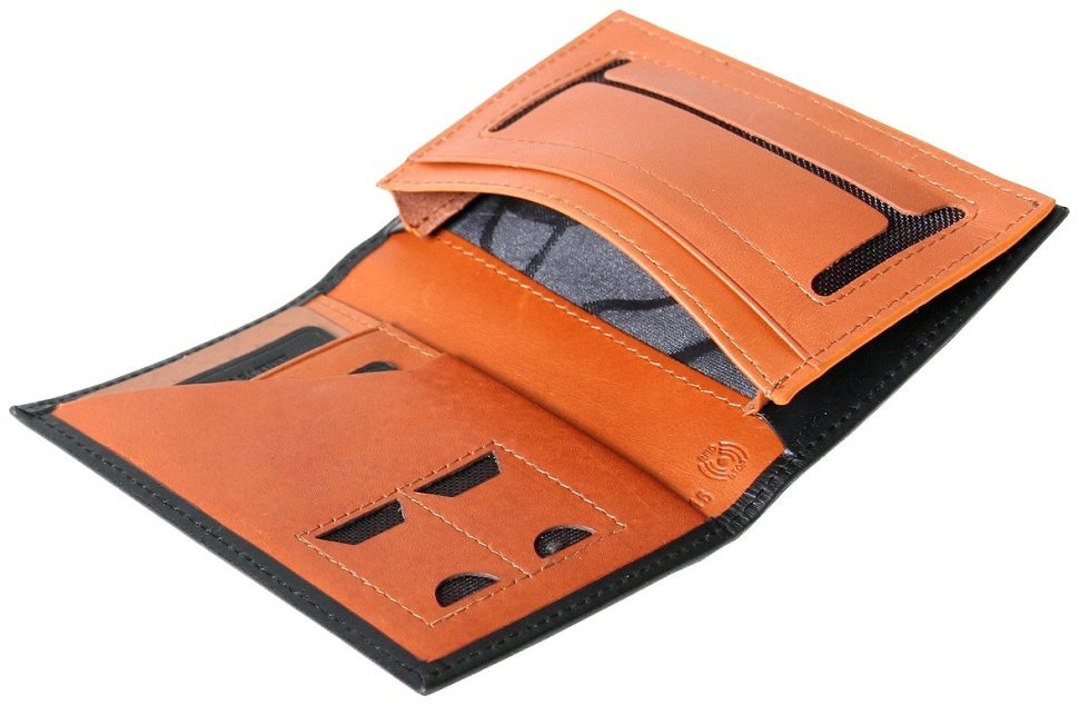 Шкіряний картхолдер Beverly Hills чорного кольору з яскравими вставками Vip Collection 102547 фото №5 Шкіряний картхолдер Beverly Hills чорного кольору з яскравими вставками Vip Collection 102547 modnotak фото №5