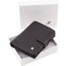 Чоловічий вертикальний гаманець середнього розміру із чорної шкіри Leather Collection (21534) - 7
