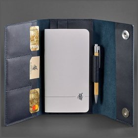 Кожаный блокнот (Софт-бук) в темно-синем цвете с фиксацией BlankNote (21976)