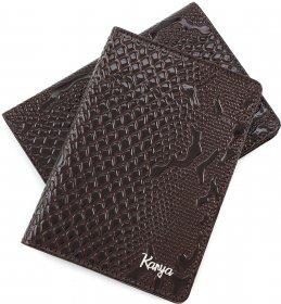 Обкладинка для паспорта з лакової шкіри в темно-коричневому кольорі KARYA (092-015)