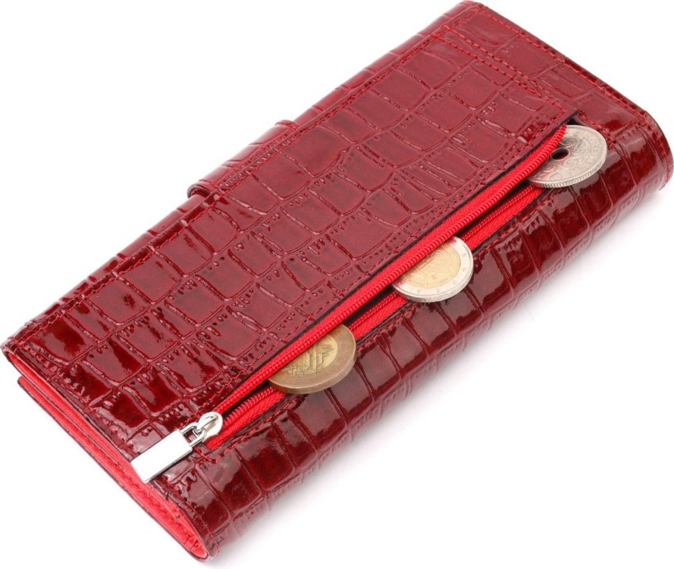 Красивий жіночий гаманець з натуральної лакової шкіри під крокодила на магніті KARYA (2421033)