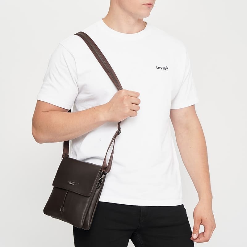 Маленькая мужская сумка через плечо из гладкой кожи коричневого цвета Ricco Grande (21385)