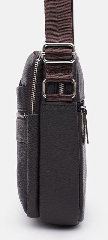 Недорогая мужская сумка на плечо из натуральной кожи коричневого цвета Keizer (56047)