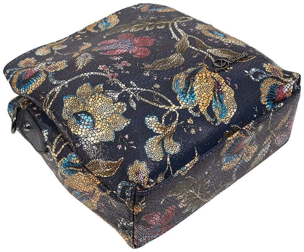 Фактурная кожаная женская сумка с узорами цветов Desisan 106747 синего цвета modnotak фото №5