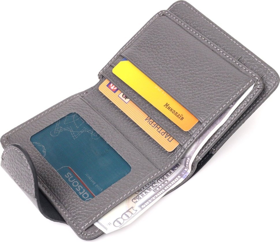 Сірий гаманець із натуральної шкіри флотар із хлястиком на кнопці KARYA (2421349)