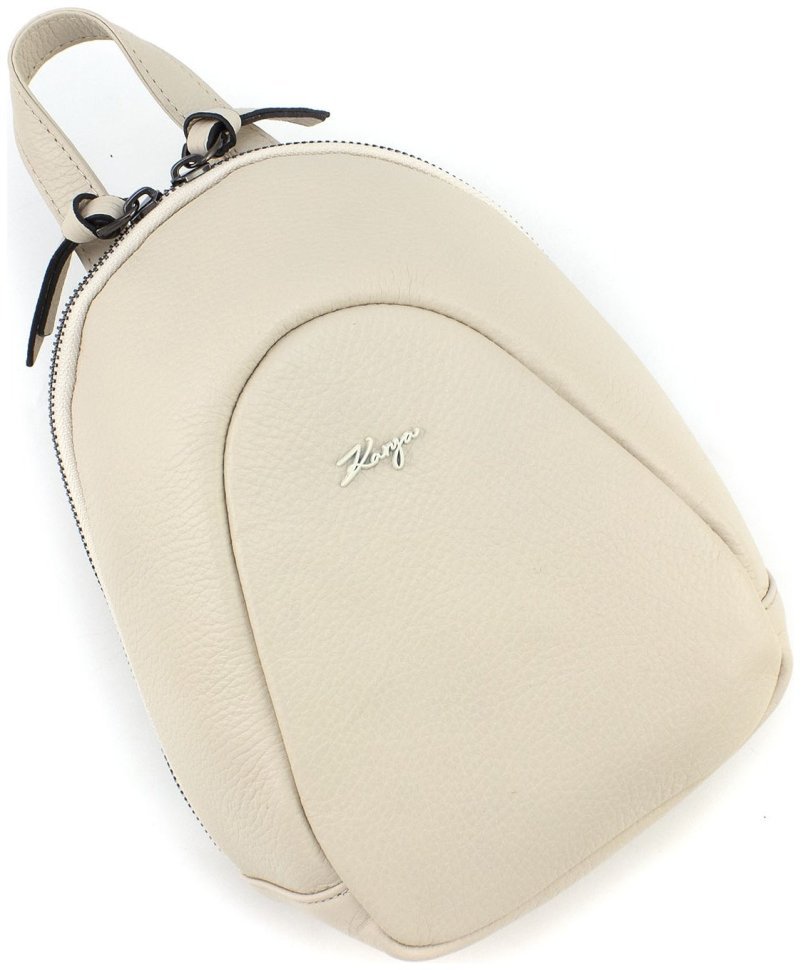 Світло-бежевий жіночий рюкзак маленького розміру із фактурної шкіри KARYA 69747 