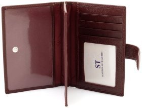 Обложка кожаная для документов, паспорта и карточек ST Leather 90848 бордового цвета