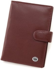 Обложка кожаная для документов, паспорта и карточек ST Leather 90848 бордового цвета