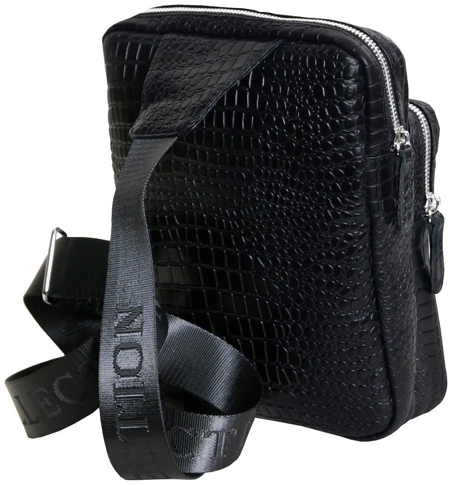 Чоловіча чорна слінг-сумка зі шкіри з тисненням під крокодила Vip Collection 102648 modnotak фото №4
