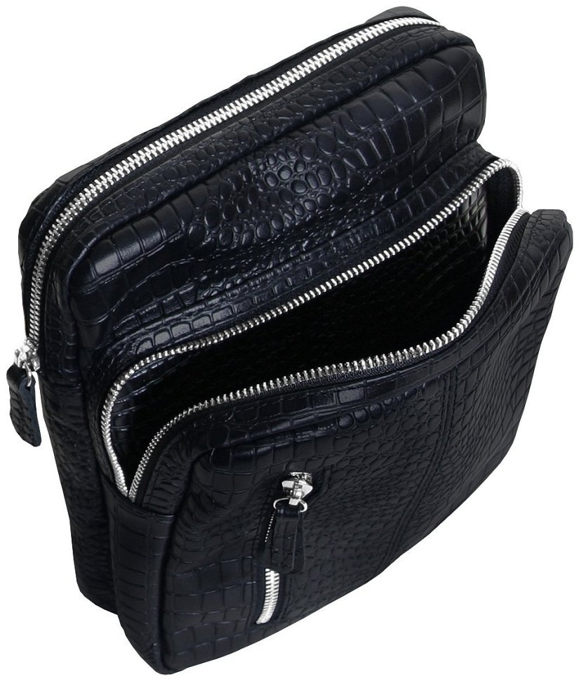 Чоловіча чорна слінг-сумка зі шкіри з тисненням під крокодила Vip Collection 102648 modnotak фото №6