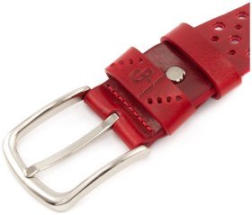 Кожаный ремень красного цвета с перфорацией Grande Pelle (43252)