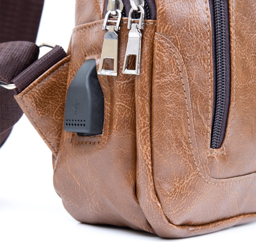 Світло-коричнева чоловіча сумка-рюкзак через плече на два відділення зі шкірозамінника Vintage (20561)