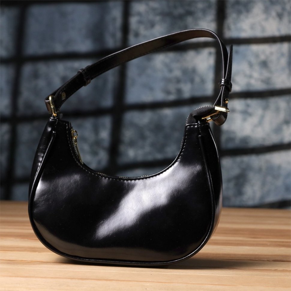 Лакированная женская сумочка из качественного кожзама на плечо Vintage черного цвета 96948 modnotak фото №7