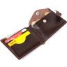 Шкіряне чоловіче портмоне коричневого кольору з хлястиком на кнопці Shvigel (2416443) - 4