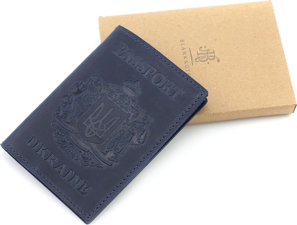 Синя обкладинка для паспорта із вінтажної шкіри з малюнком герба України - BlankNote (50249)