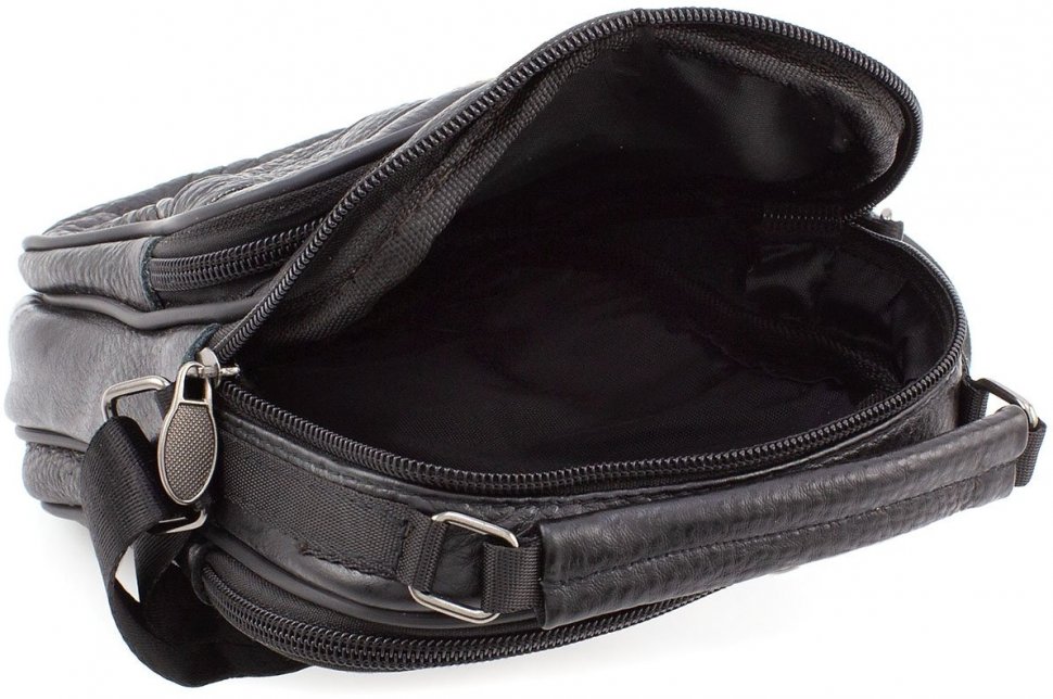 Небольшая кожаная мужская сумка через плечо Leather Collection (10051)