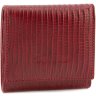 Гарний гаманець червоного кольору з натуральної шкіри під рептилію Tony Bellucci (10785) - 1