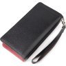 Женский вместительный кошелек-клатч из натуральной кожи черно-красного цвета KARYA (2421135) - 2