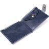 Синє компактне чоловіче портмоне з гладкої шкіри з хлястиком на кнопці Shvigel (2416444) - 4