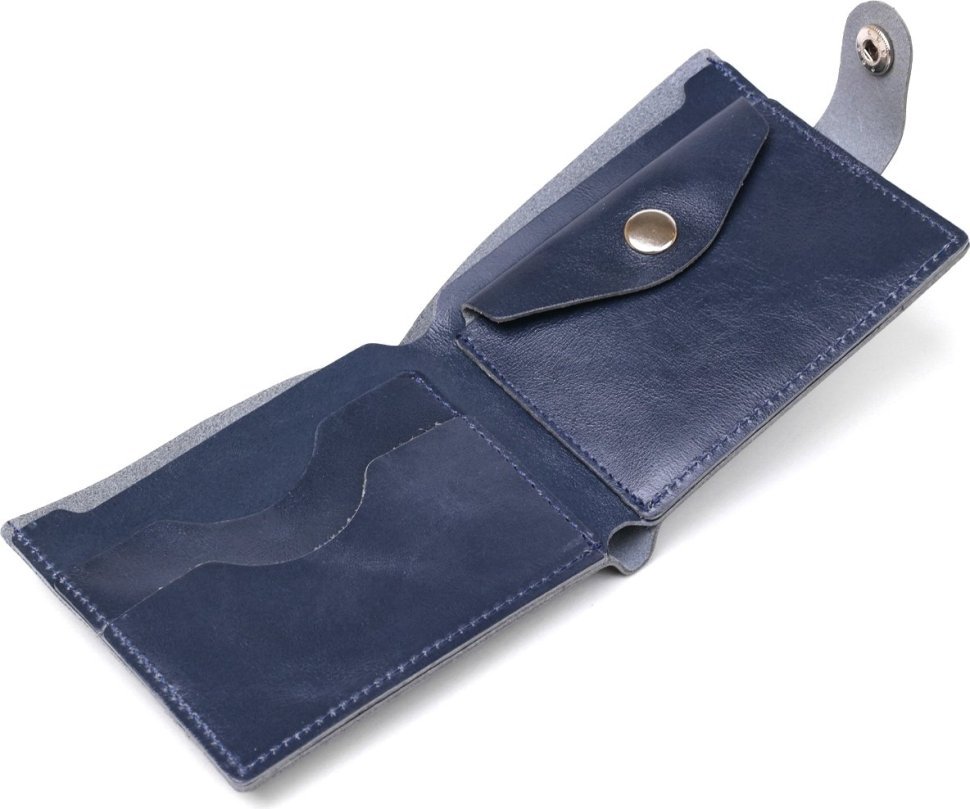 Синє компактне чоловіче портмоне з гладкої шкіри з хлястиком на кнопці Shvigel (2416444)
