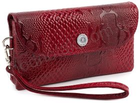 Жіночий гаманець-клатч з красивим тисненням KARYA (1121-019)