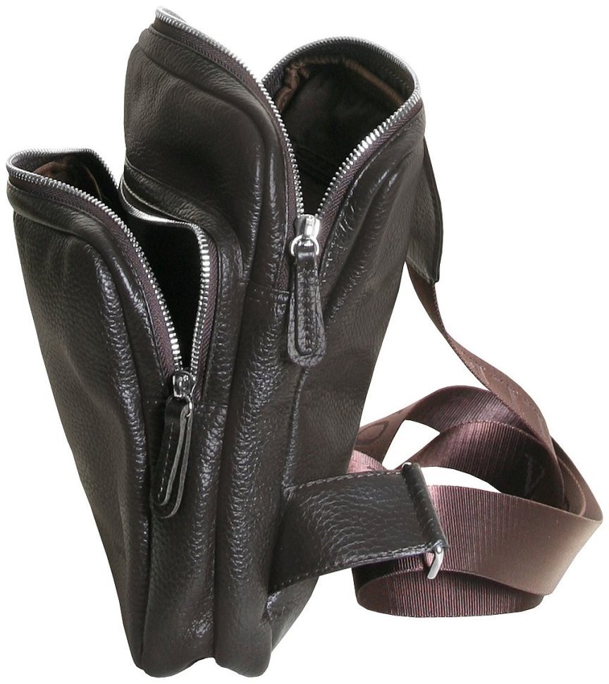 Чоловіча слінг-сумка з натуральної фактурної шкіри коричневого кольору Vip Collection 102650 фото №7 Чоловіча слінг-сумка з натуральної фактурної шкіри коричневого кольору Vip Collection 102650 modnotak фото №7