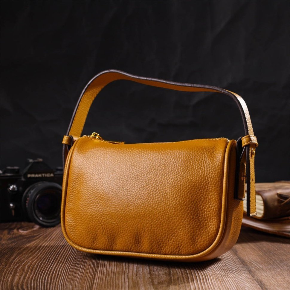 Желтая женская сумка на плечо из натуральной кожи с одной лямкой Vintage (2422100)