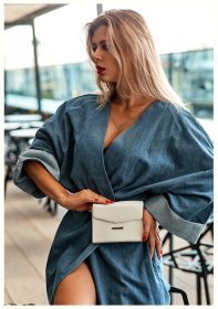 Белая сумка маленького размера из натуральной кожи BlankNote Mini (12815)