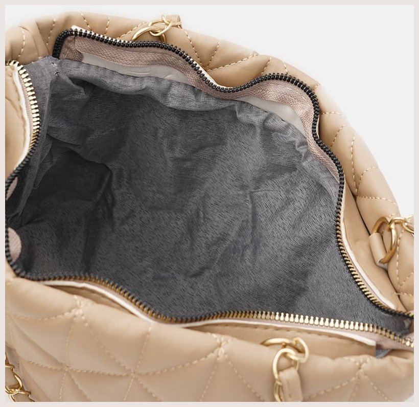 Вместительная женская сумка из прочного кожзама бежевого цвета Monsen 94650 modnotak фото №5