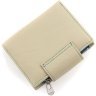 Шкіряний жіночий гаманець молочного кольору з хлястиком на магніті ST Leather 1767250 - 4