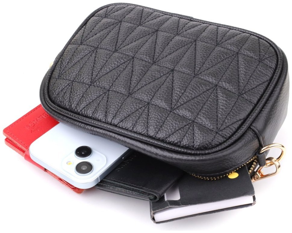 Стьобана жіноча сумка зі шкіри флотар через плече Vintage 103151 чорного кольору modnotak фото №8