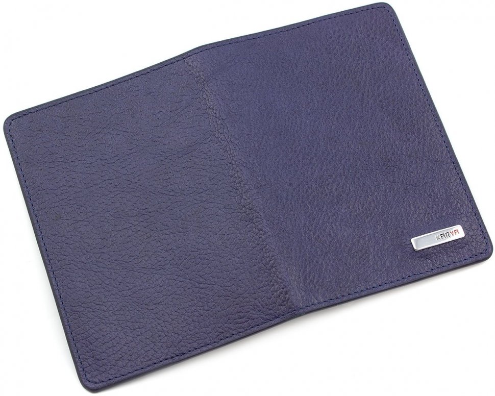 Обкладинка для паспорта з фактурної шкіри синього кольору KARYA (093-44)