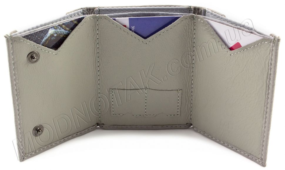 Компактний жіночий гаманець в світло сірому кольорі MD Leather (17327)